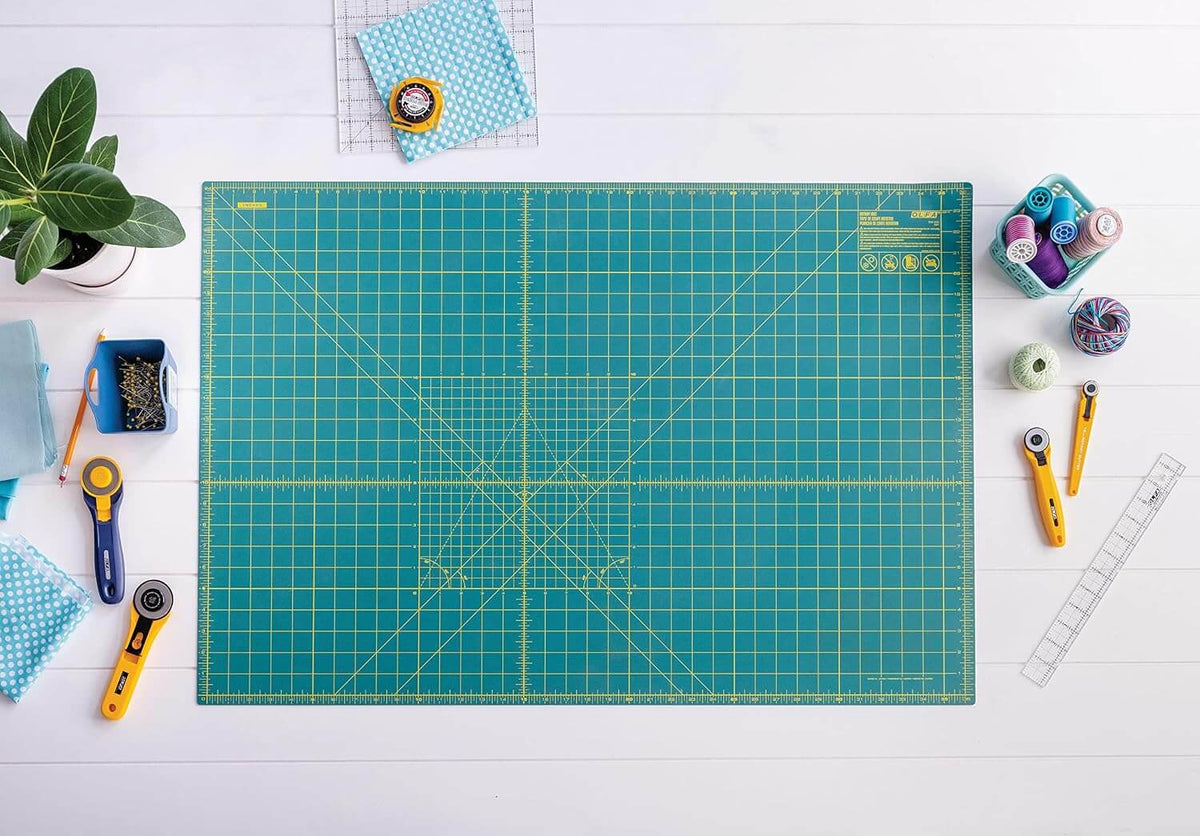 OLFA Double-Sided Self-Healing Cutting Mat Green 24 in x 36 in
